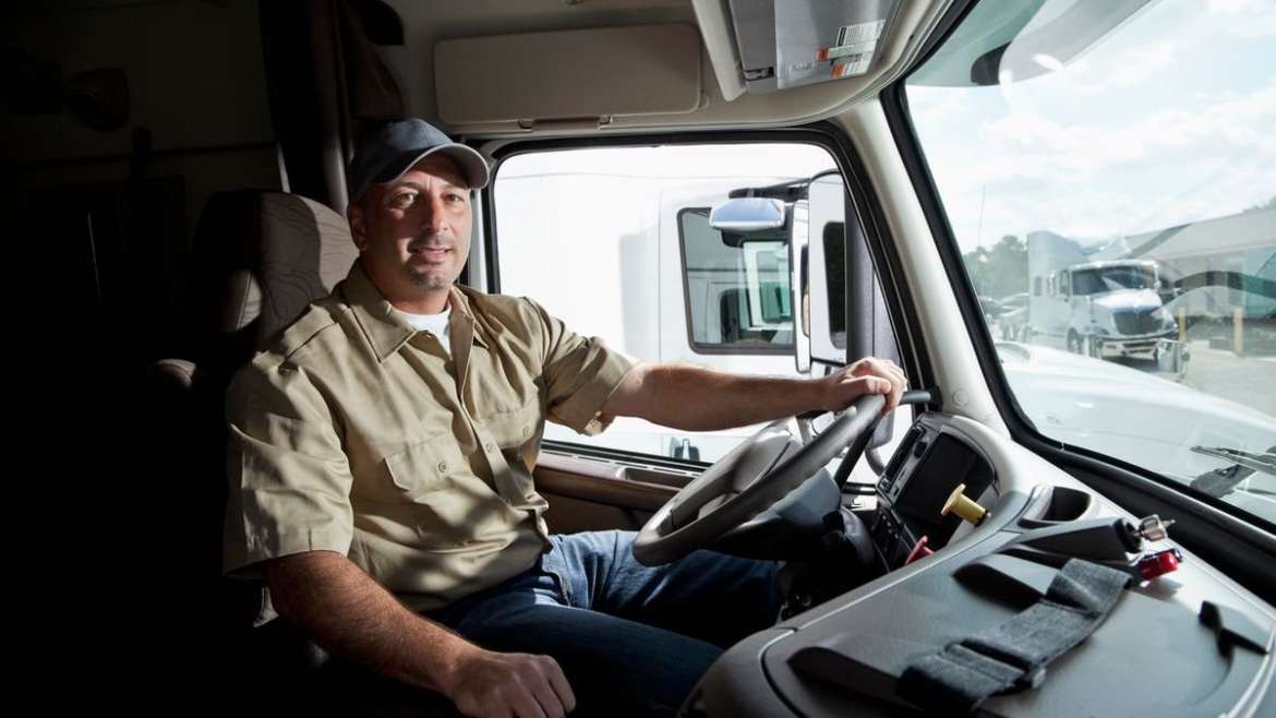 Why Is It Necessary To Learn Truck Driving In A School? 