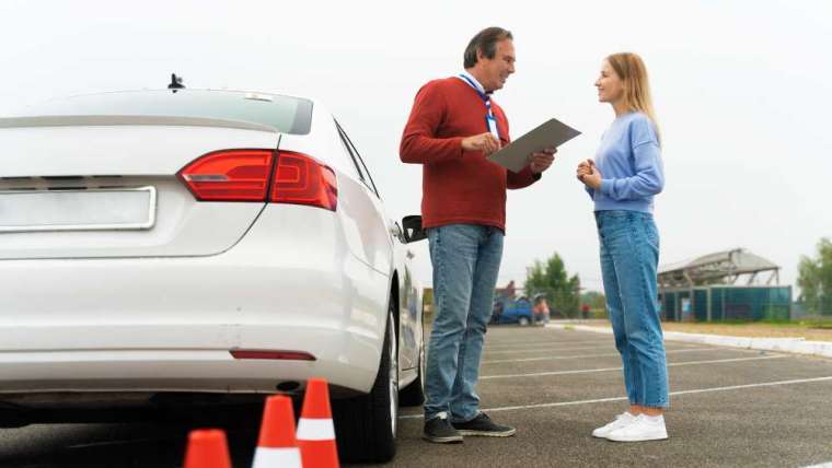 The Benefits Of Attending A Commercial Driving Academy In Calgary